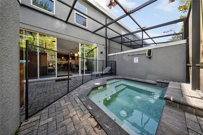 Image No.34-4 Bed Townhouse for sale