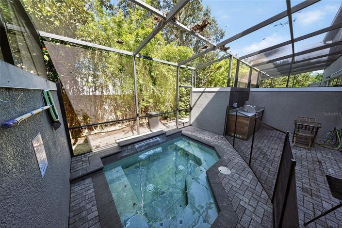 Image No.35-4 Bed Townhouse for sale