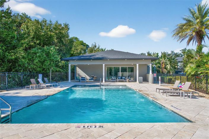 Image No.60-4 Bed Townhouse for sale