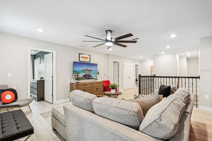 Image No.27-9 Bed House for sale