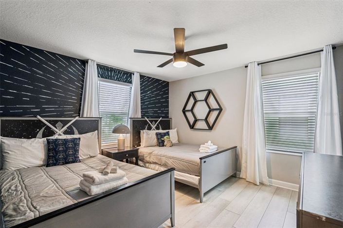 Image No.33-9 Bed House for sale