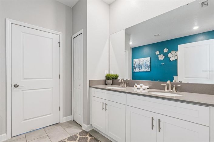 Image No.42-9 Bed House for sale