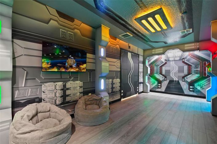 Image No.51-8 Bed House for sale