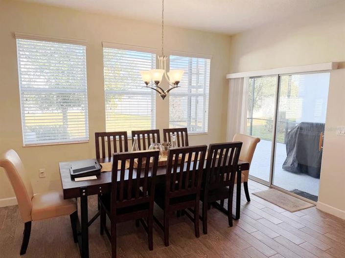 Image No.7-4 Bed House for sale