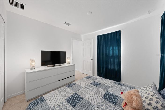 Image No.16-5 Bed House for sale