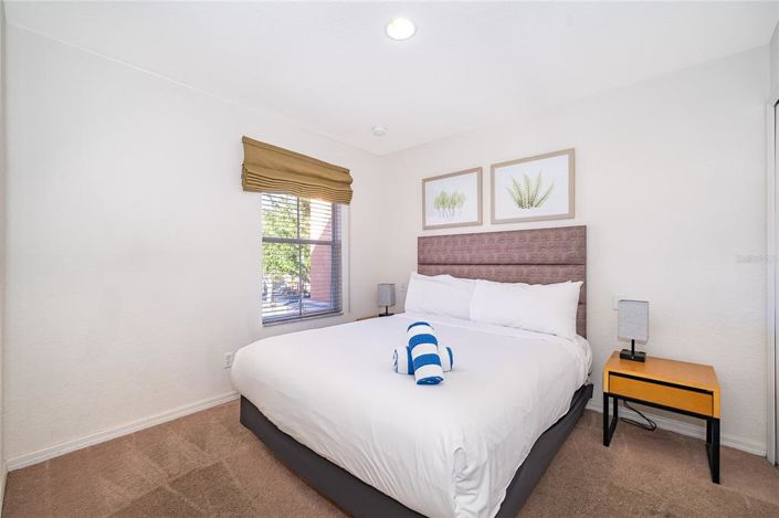 Image No.18-4 Bed Townhouse for sale