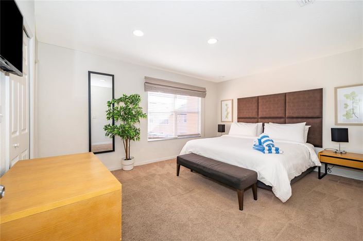 Image No.19-4 Bed Townhouse for sale