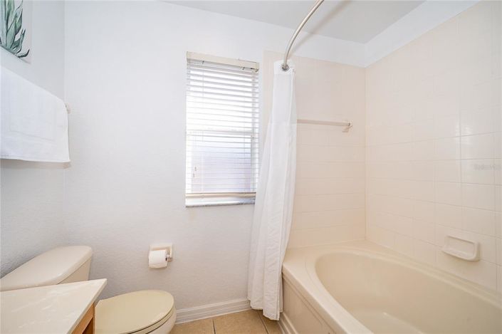 Image No.21-4 Bed Townhouse for sale