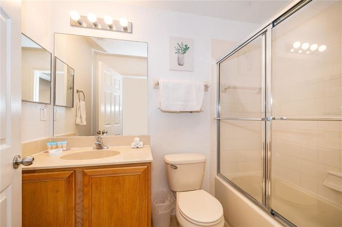 Image No.22-4 Bed Townhouse for sale