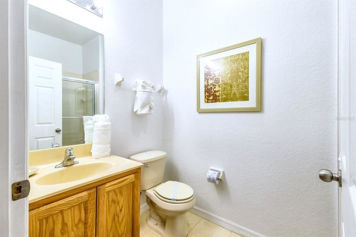 Image No.20-3 Bed Townhouse for sale