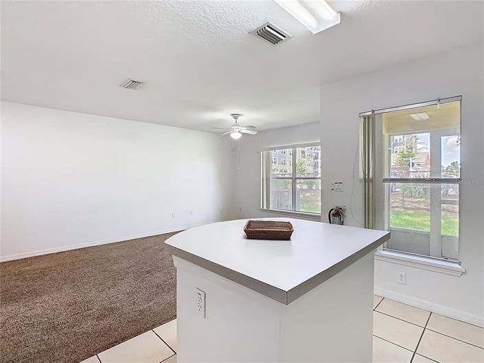 Image No.14-4 Bed Townhouse for sale