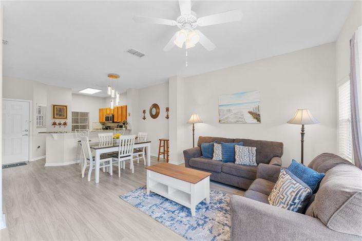 Image No.5-3 Bed Townhouse for sale