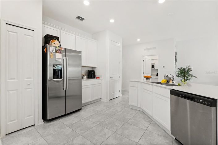 Image No.14-3 Bed House for sale