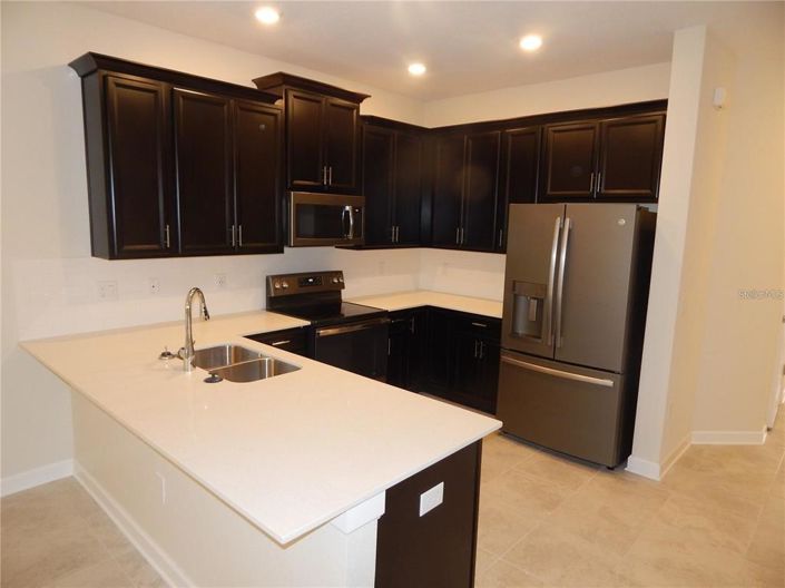 Image No.5-3 Bed Townhouse for sale