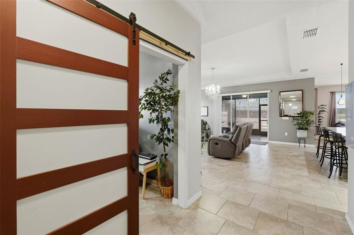 Image No.14-4 Bed House for sale