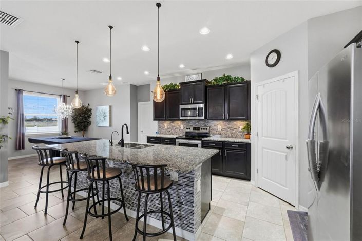 Image No.23-4 Bed House for sale