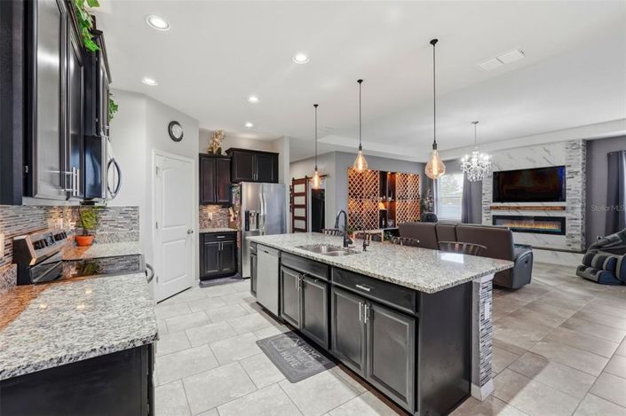 Image No.26-4 Bed House for sale