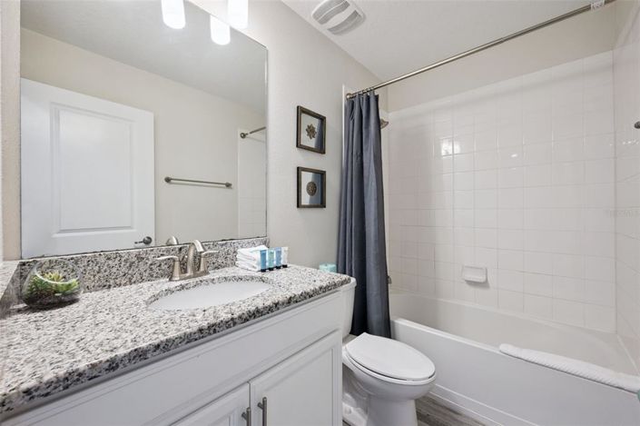 Image No.21-6 Bed House for sale