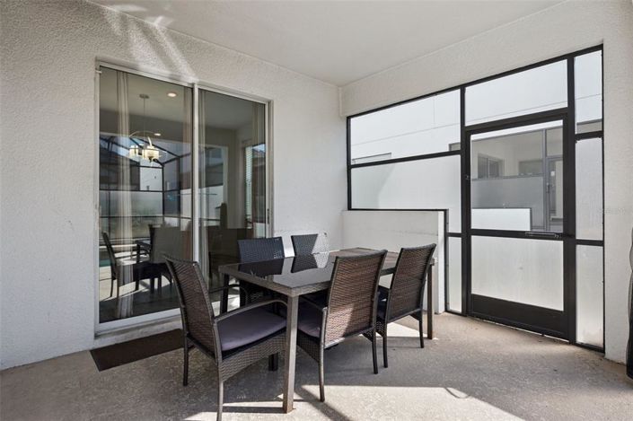 Image No.28-6 Bed House for sale