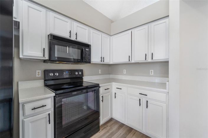 Image No.14-4 Bed House for sale