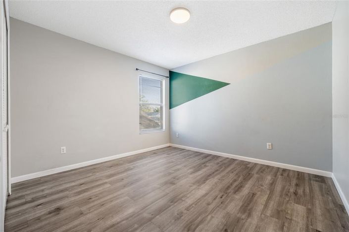 Image No.26-4 Bed House for sale