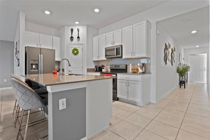 Image No.12-3 Bed House for sale