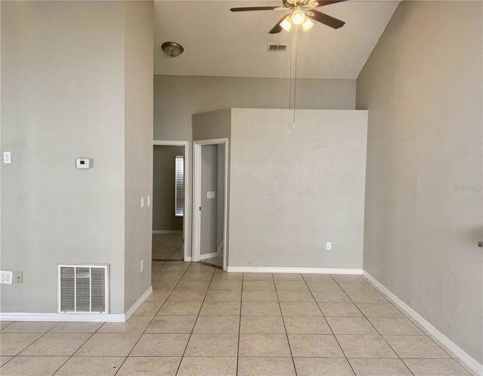 Image No.12-3 Bed House for sale