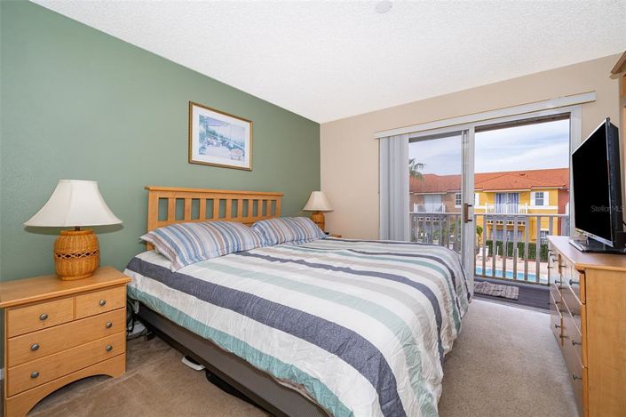 Image No.14-3 Bed Townhouse for sale