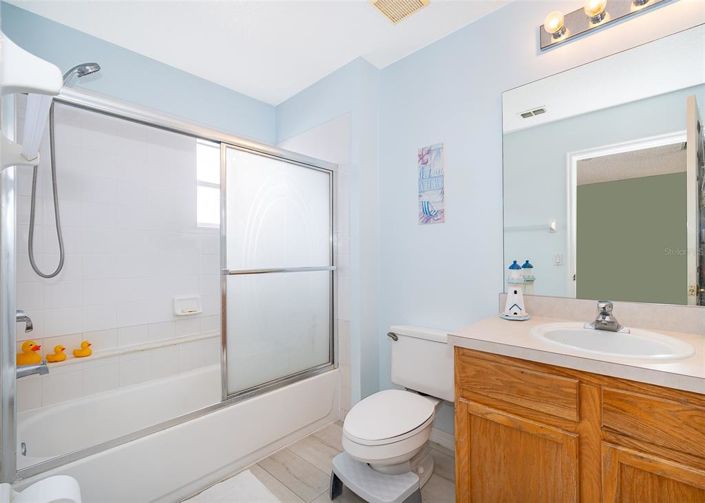 Image No.15-3 Bed Townhouse for sale