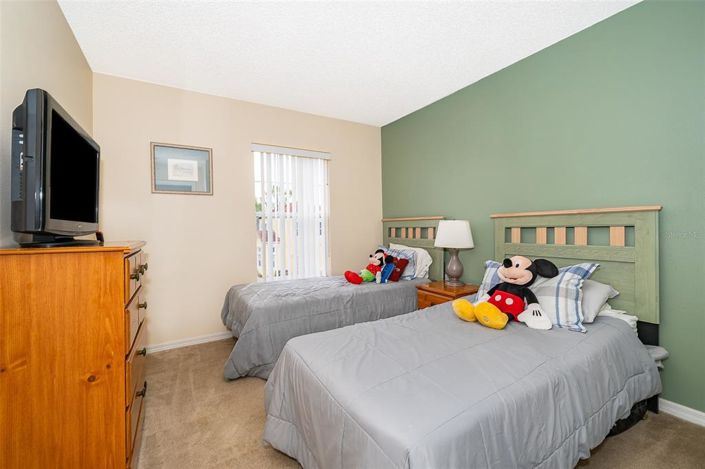 Image No.20-3 Bed Townhouse for sale