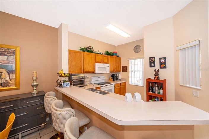 Image No.5-3 Bed Townhouse for sale