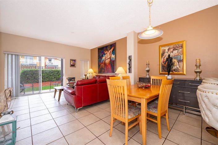 Image No.6-3 Bed Townhouse for sale