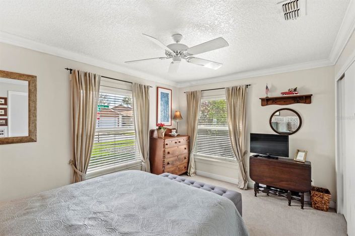 Image No.11-3 Bed House for sale