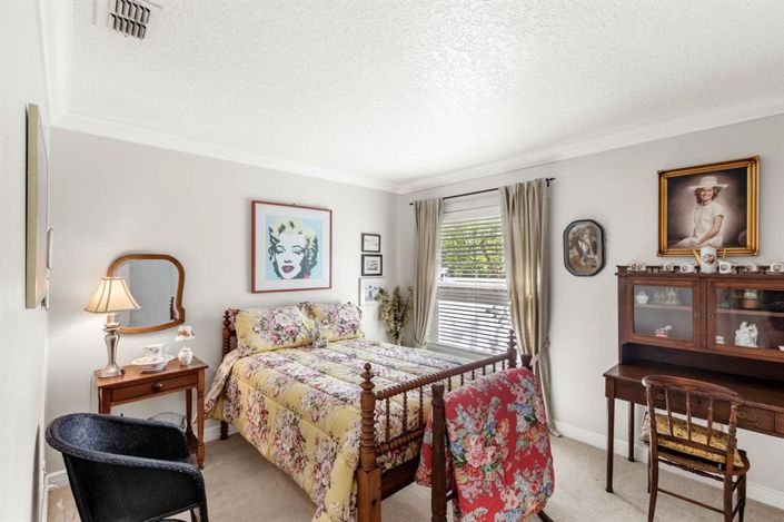 Image No.13-3 Bed House for sale