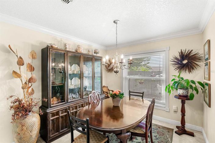 Image No.16-3 Bed House for sale