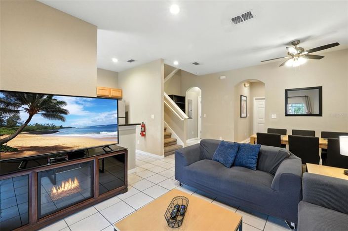 Image No.12-4 Bed Townhouse for sale