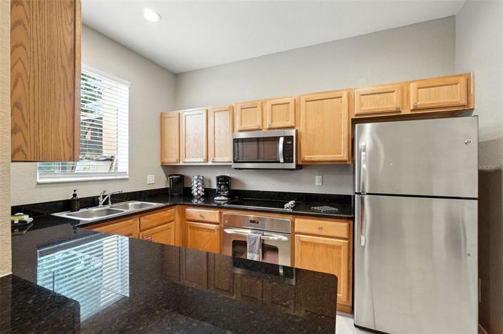 Image No.15-4 Bed Townhouse for sale