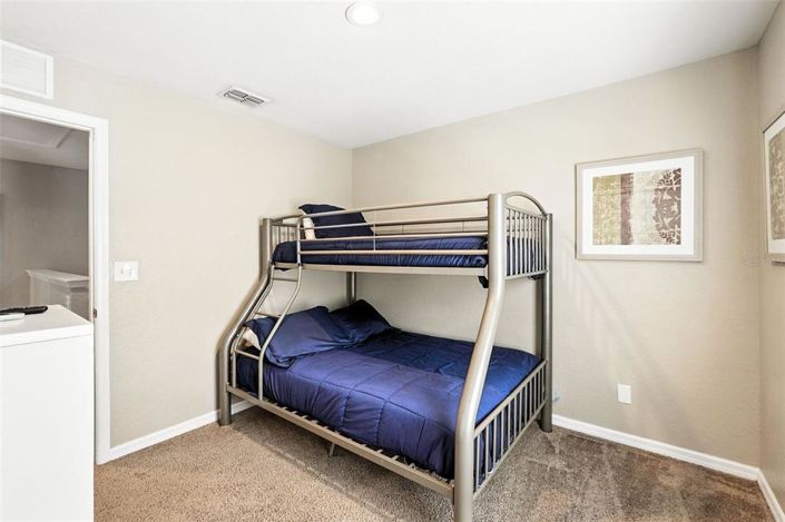 Image No.24-4 Bed Townhouse for sale