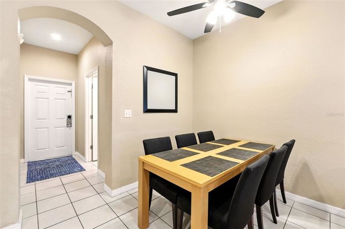 Image No.7-4 Bed Townhouse for sale