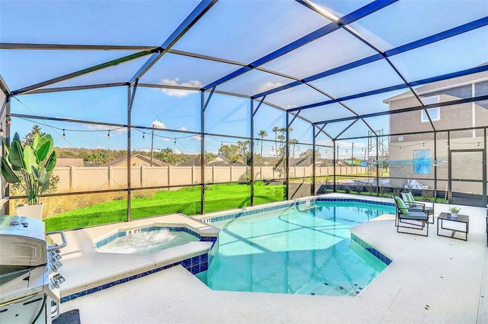 Image No.33-8 Bed House for sale