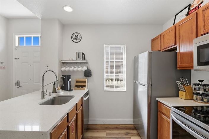 Image No.11-4 Bed Townhouse for sale