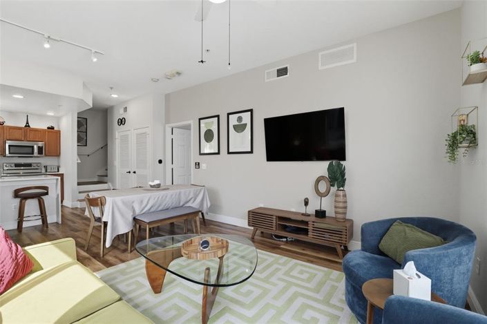 Image No.8-4 Bed Townhouse for sale