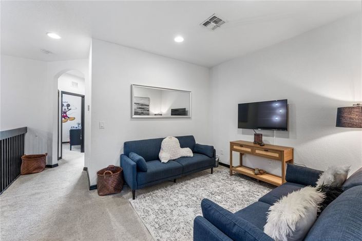 Image No.13-4 Bed Townhouse for sale