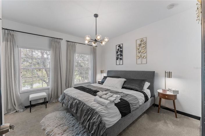 Image No.16-4 Bed Townhouse for sale