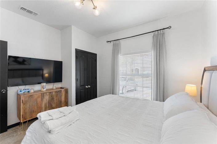 Image No.20-4 Bed Townhouse for sale