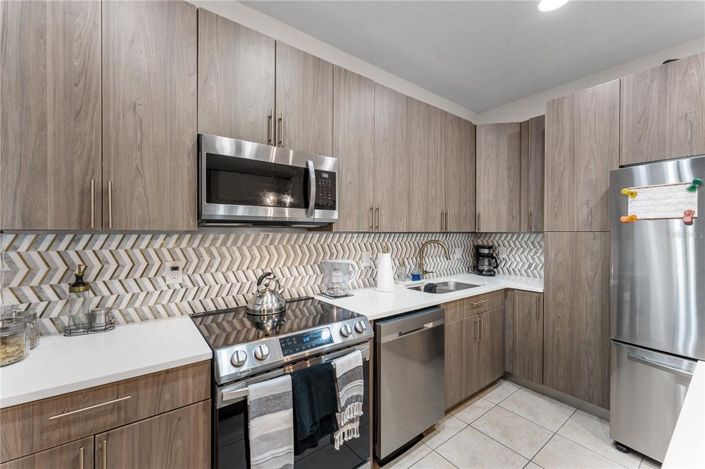 Image No.3-4 Bed Townhouse for sale