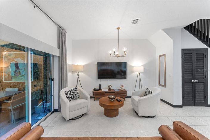 Image No.7-4 Bed Townhouse for sale