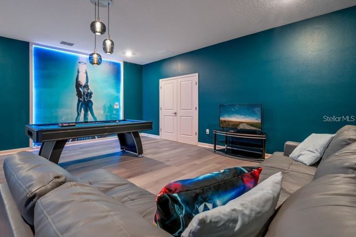 Image No.13-8 Bed House for sale