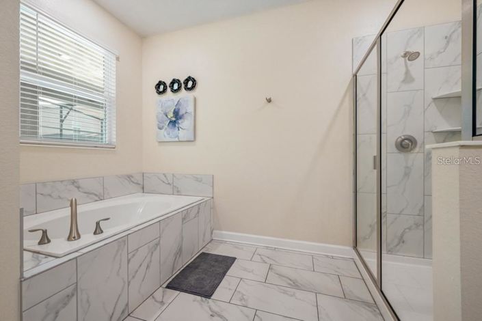 Image No.39-8 Bed House for sale