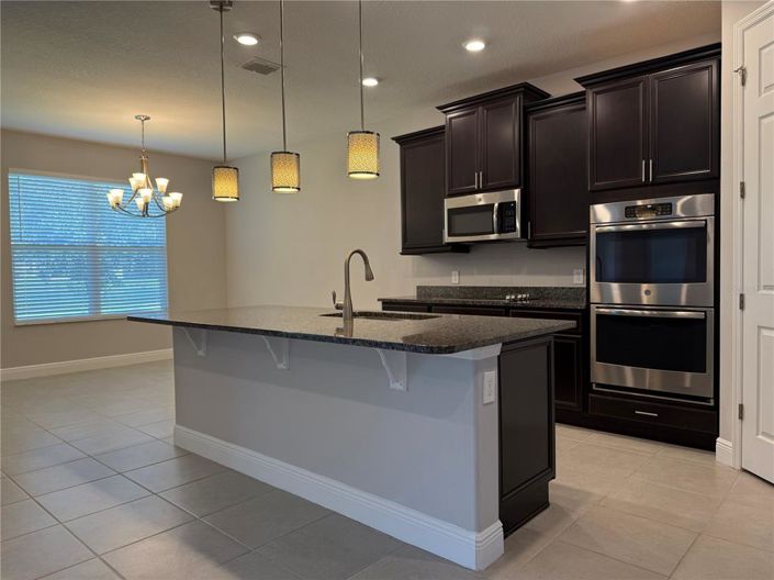 Image No.14-4 Bed House for sale